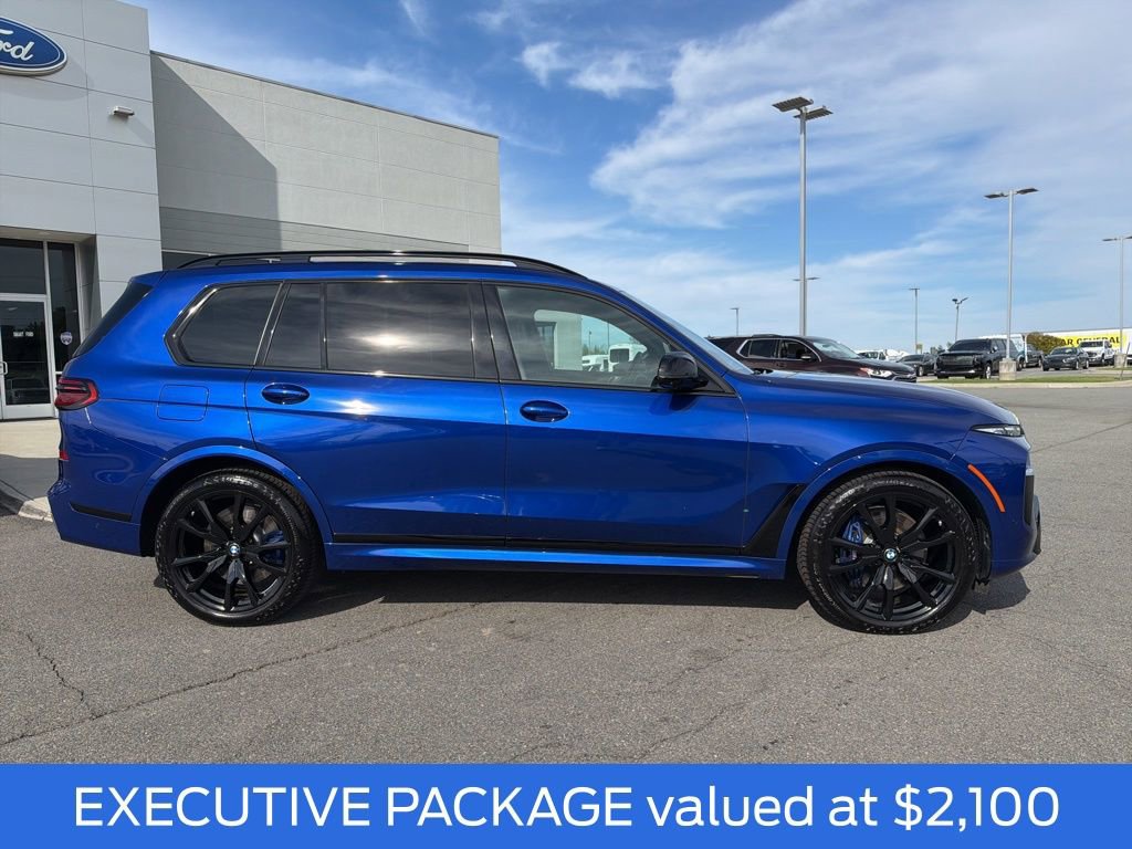 Used 2025 BMW X7 M60i w/ Executive Package AWD/4WD image 2