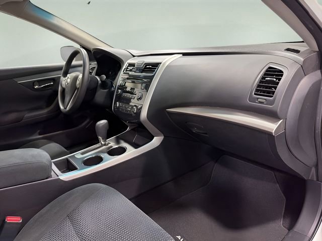 Used 2015 Nissan Altima 2.5 S w/ Power Driver Seat Package FWD image 13