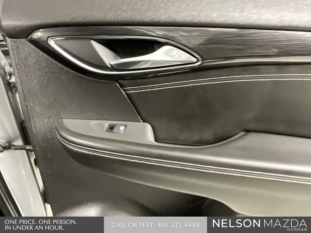 Used 2023 Buick Envision Preferred w/ Sport Touring Package image 19