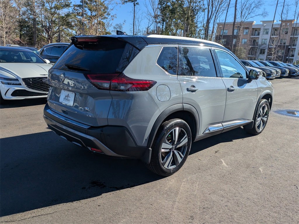 Used 2022 Nissan Rogue SL w/ SL Premium Package image 4