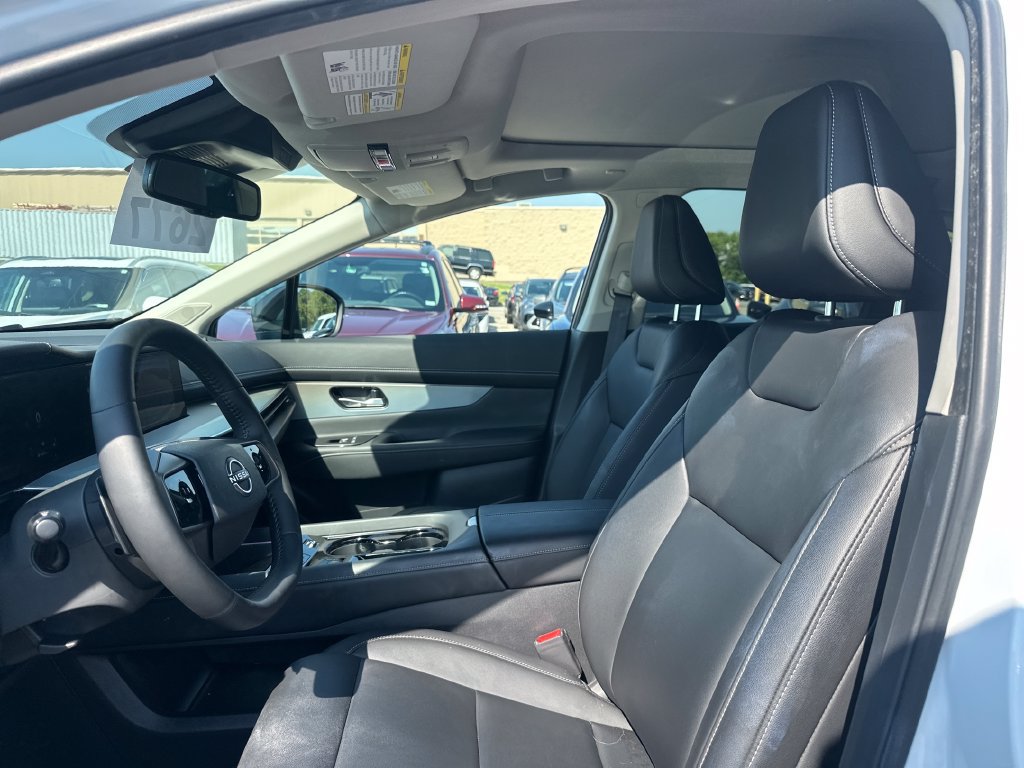 Used 2025 Nissan Murano SL AWD/4WD image 42