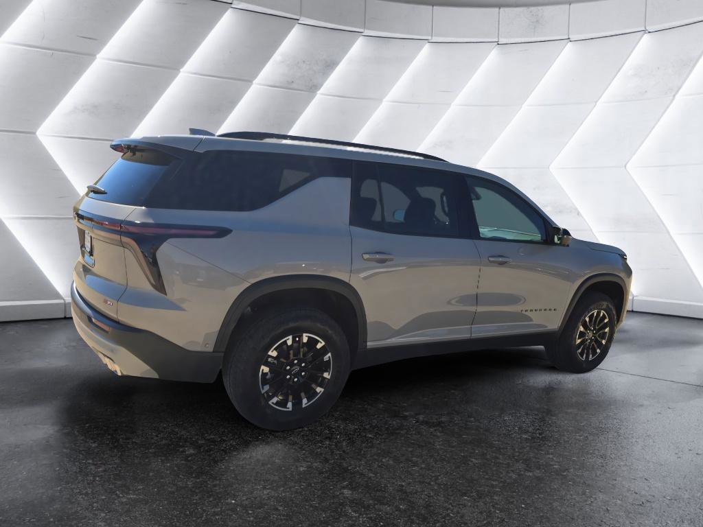 New 2026 Chevrolet Traverse Z71 w/ Enhanced Driving Package image 5