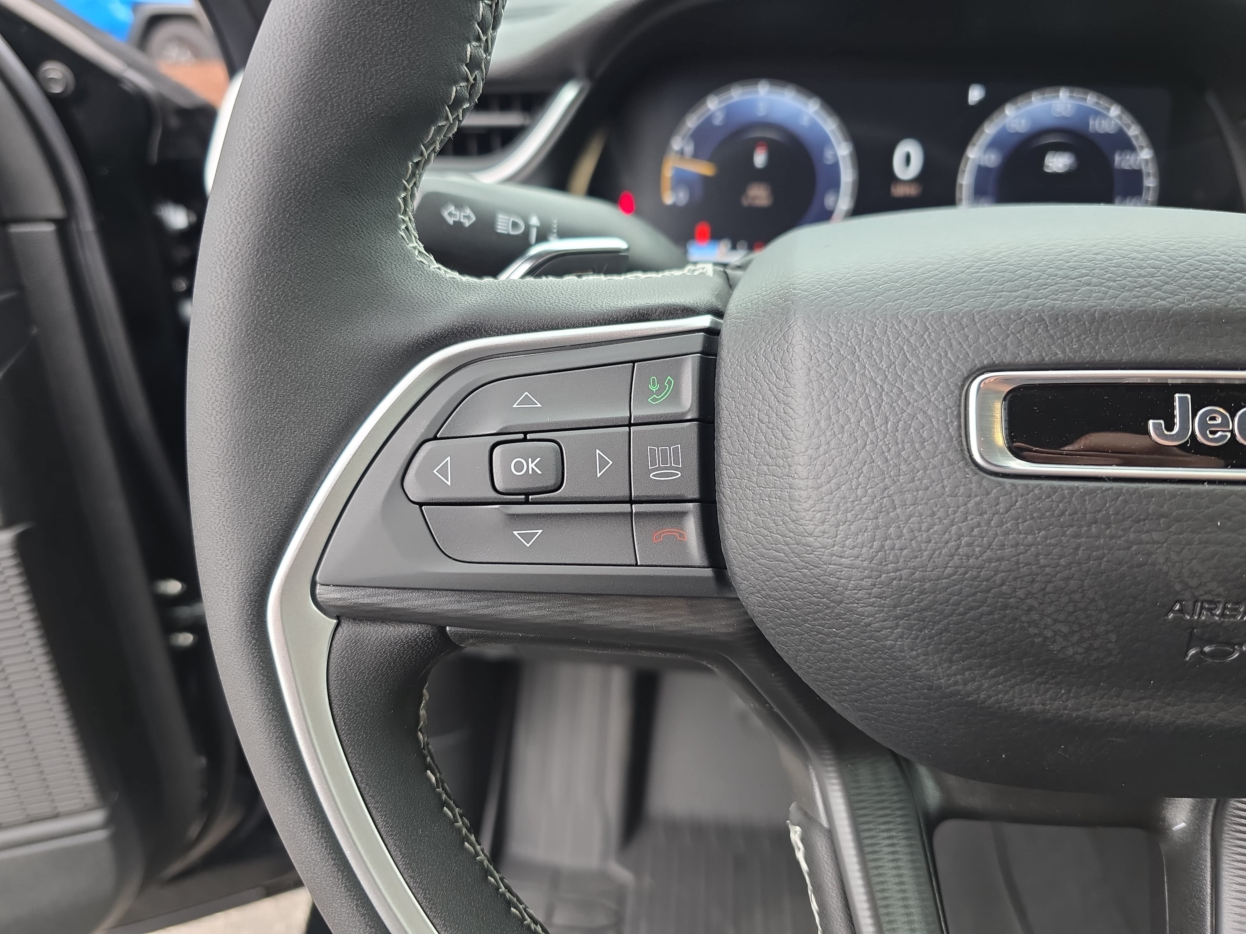 New 2026 Jeep Grand Cherokee Laredo X AWD/4WD image 15
