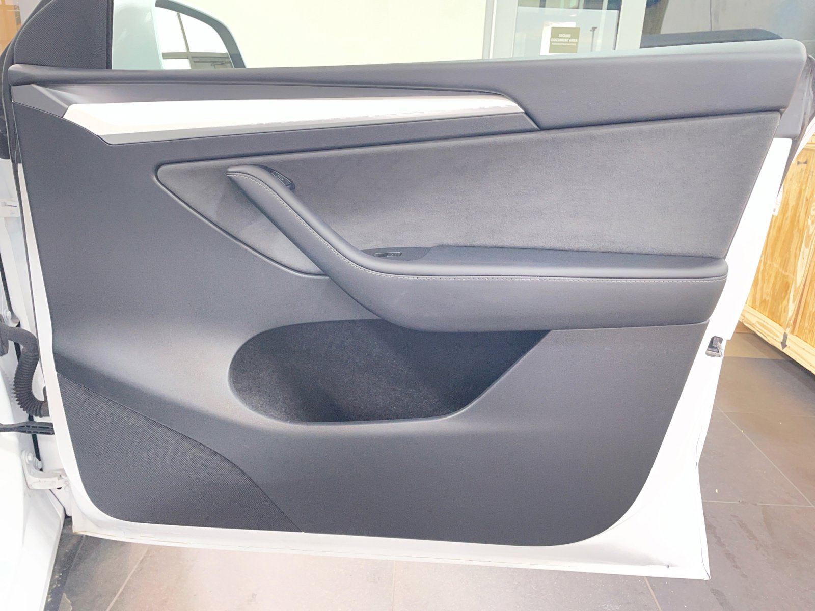 Used 2025 Tesla Model Y Performance image 15