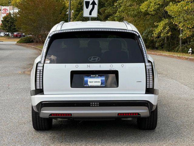 New 2026 Hyundai Ioniq 9 SEL image 5