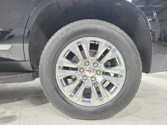 Used 2025 GMC Yukon Denali AWD/4WD image 48