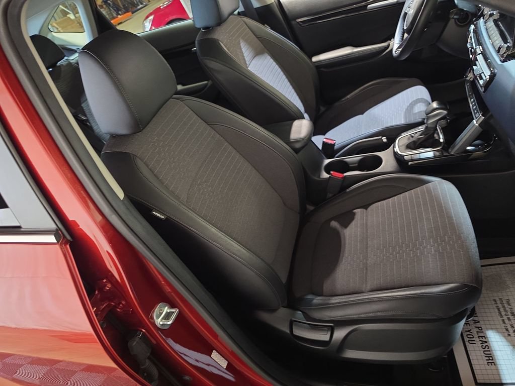Used 2022 Kia Seltos S AWD/4WD image 25
