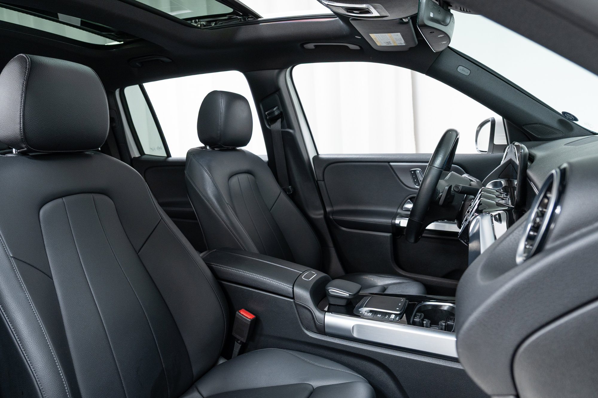 Certified 2021 Mercedes-Benz GLB 250 4MATIC image 22