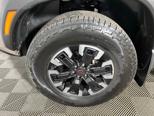 Used 2024 Nissan Frontier PRO-4X w/ Technology Package AWD/4WD image 17