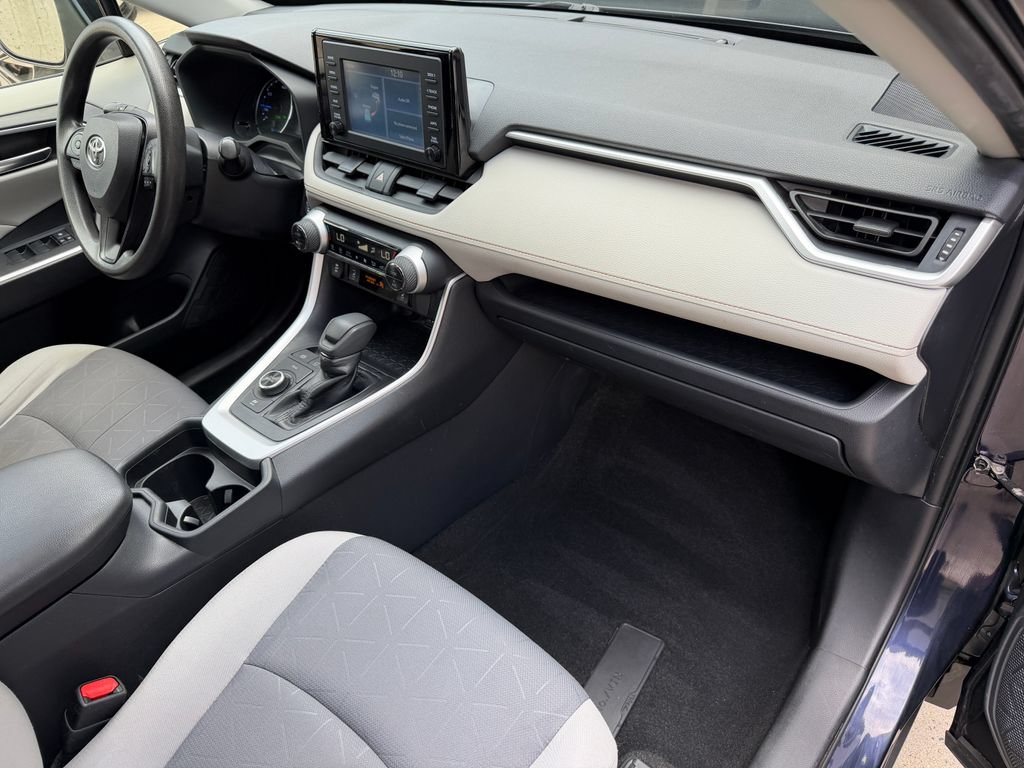 Used 2019 Toyota RAV4 XLE w/ Convenience Package AWD/4WD image 20