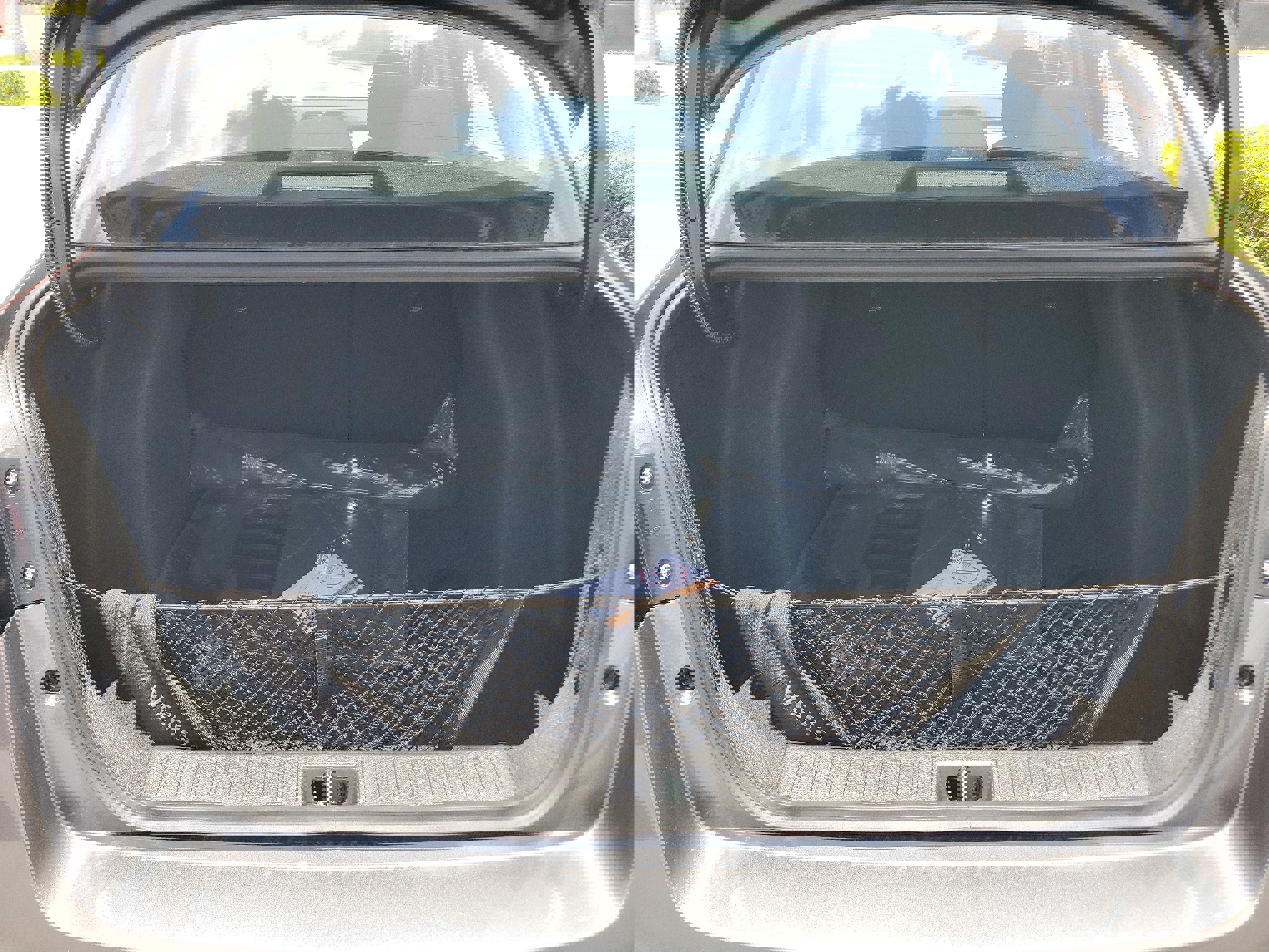 New 2025 Nissan Versa SV w/ Trunk Package image 9