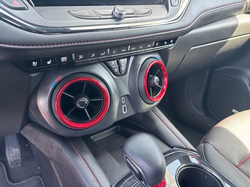 Used 2024 Chevrolet Blazer RS w/ Enhanced Convenience Package image 18