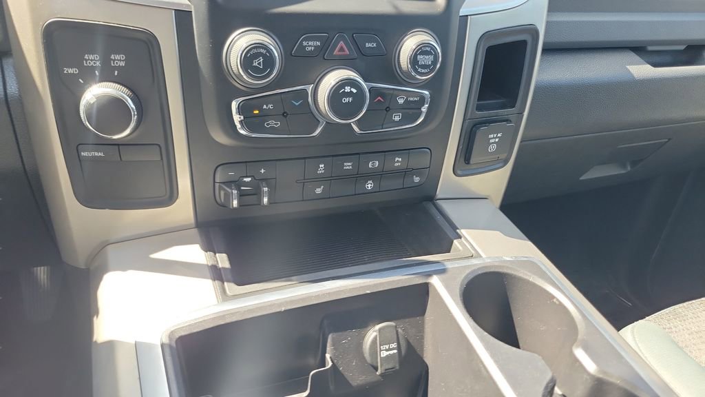 Used 2015 RAM 3500 Lone Star AWD/4WD image 15