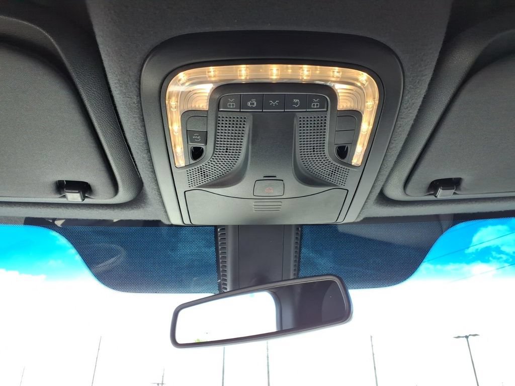 Used 2026 Mercedes-Benz Sprinter 2500 image 25