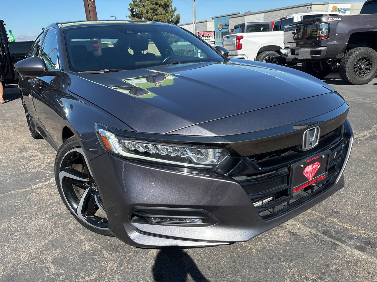 Used 2020 Honda Accord Sport image 2