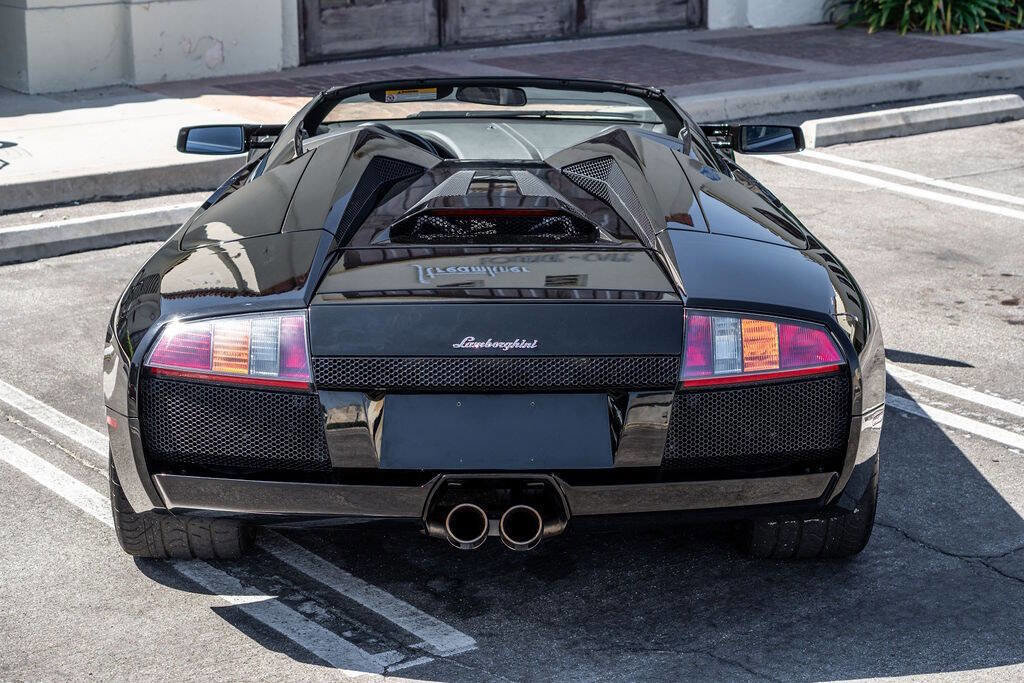 Used 2006 Lamborghini Murcielago Roadster image 6