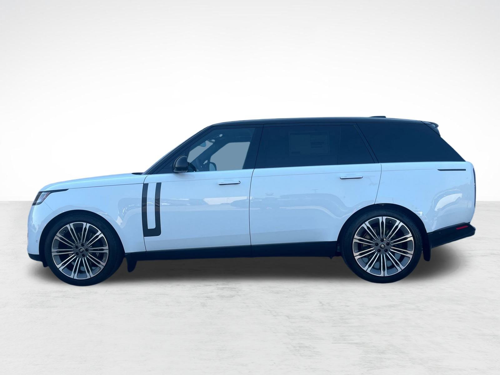 New 2025 Land Rover Range Rover Long Wheelbase SE image 2