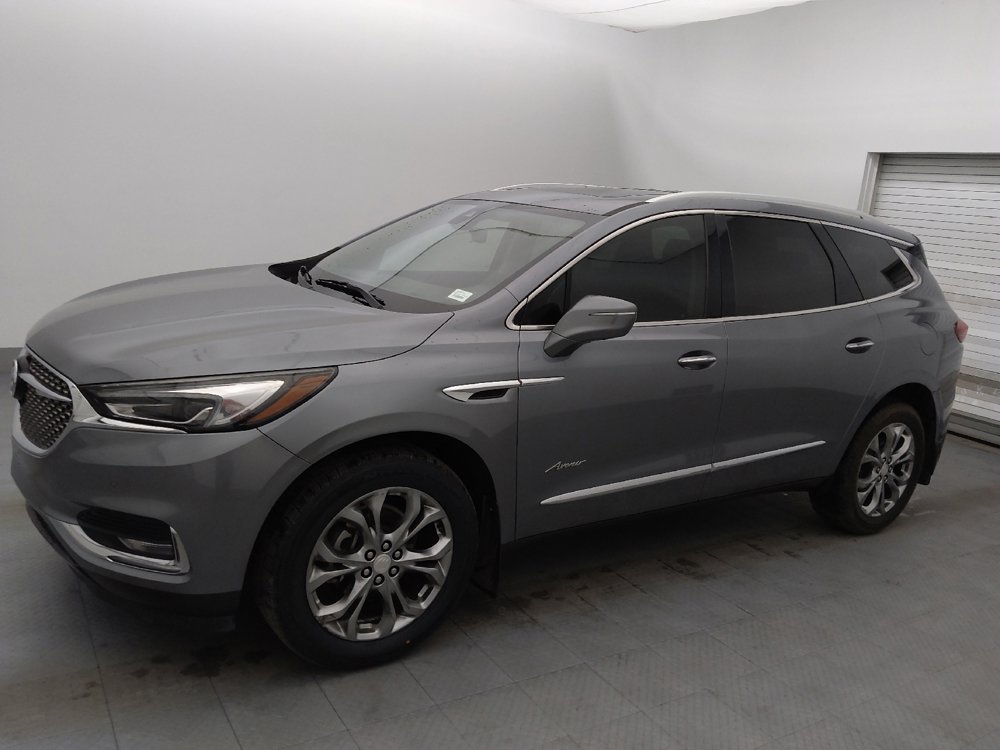 Used 2019 Buick Enclave Avenir w/ Avenir Technology Package image 2