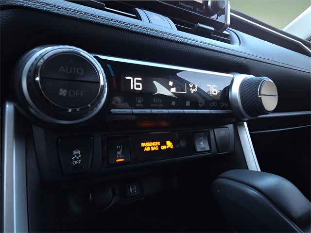 Used 2019 Toyota RAV4 XLE image 33