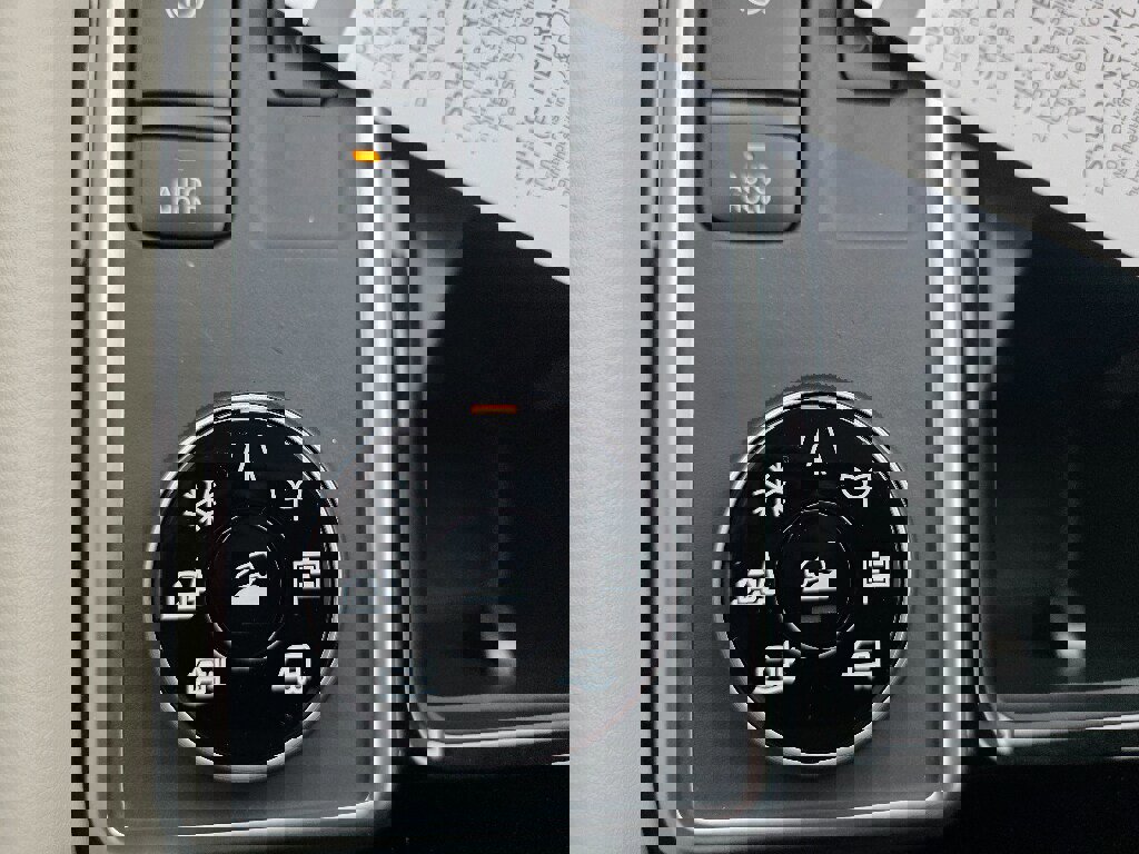 New 2026 Nissan Pathfinder SL image 23