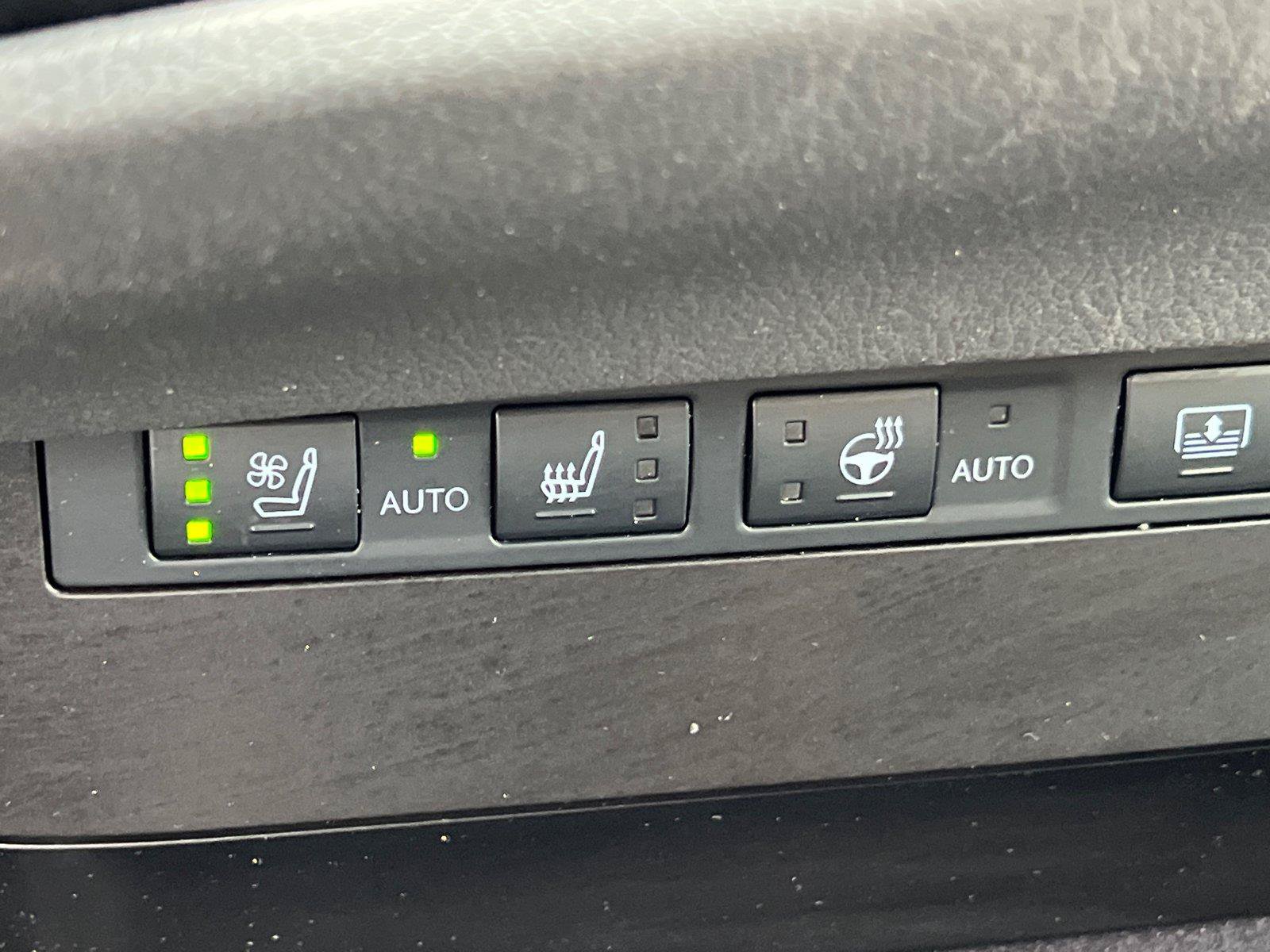 Certified 2024 Lexus ES 350 w/ Technology Package FWD image 31