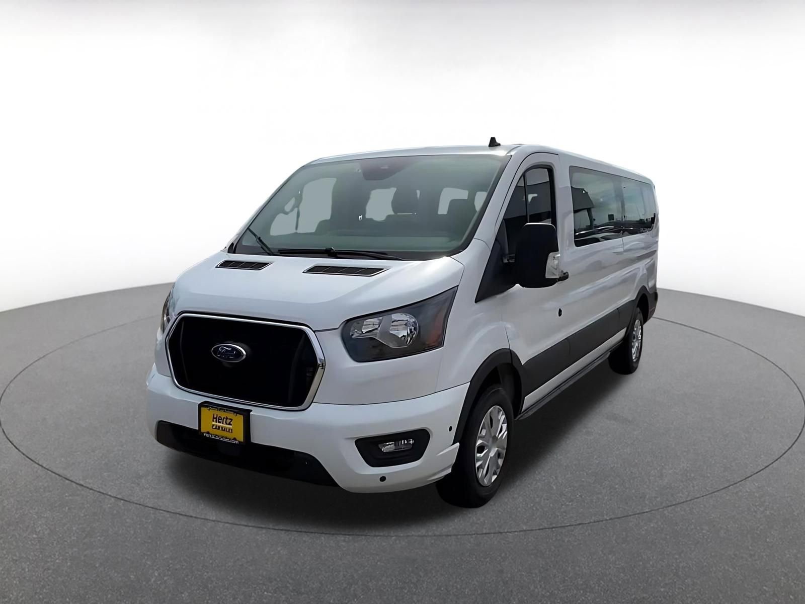 Used 2024 Ford Transit 350 XLT RWD image 7