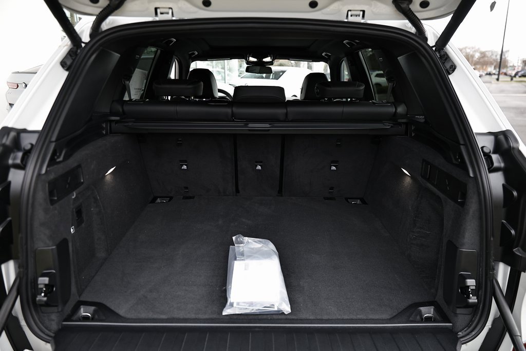 New 2026 BMW X5 xDrive40i w/ M Sport Package image 30