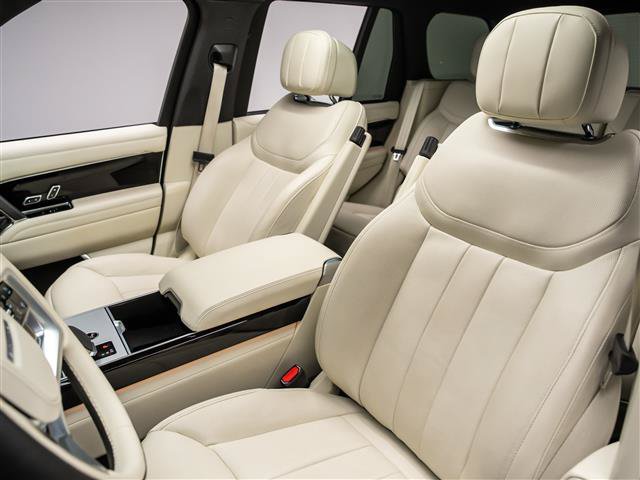 Used 2024 Land Rover Range Rover SE AWD/4WD image 14