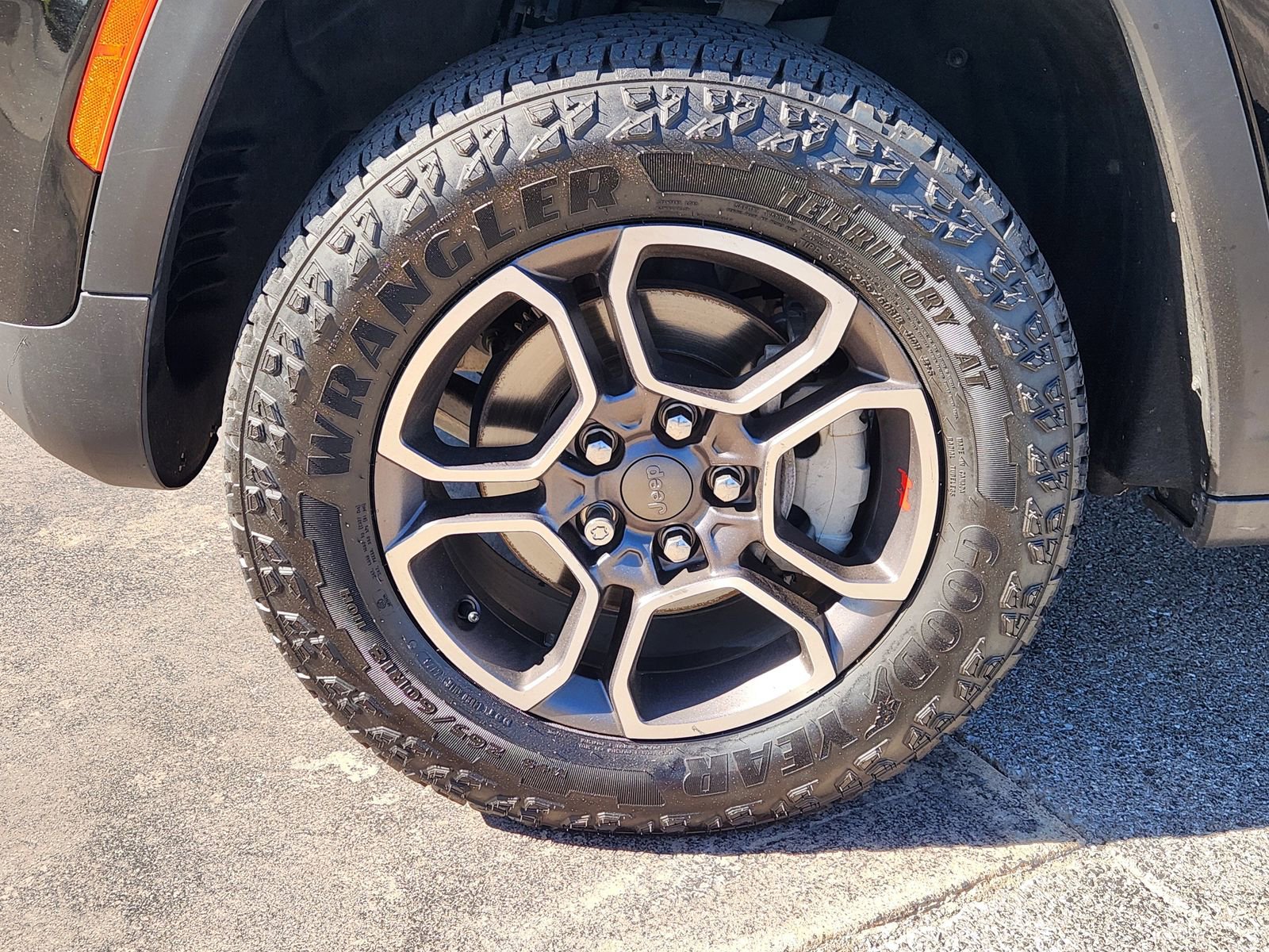 Used 2022 Jeep Grand Cherokee Trailhawk image 14