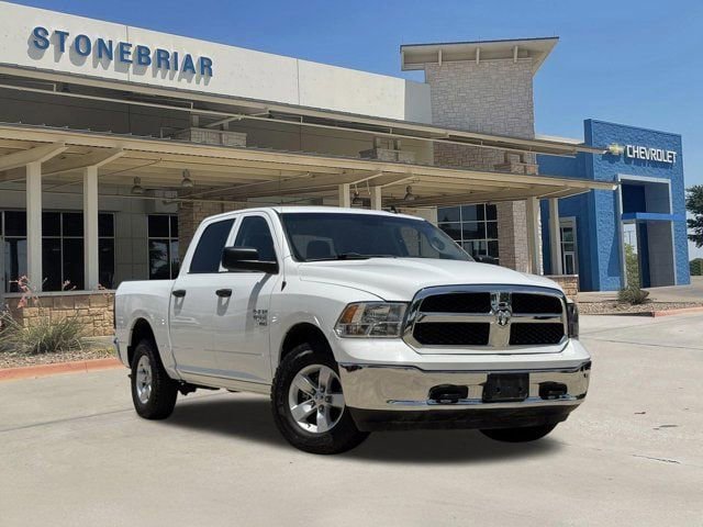 Used 2022 RAM 1500 Classic SLT w/ Electronics Group AWD/4WD image 2