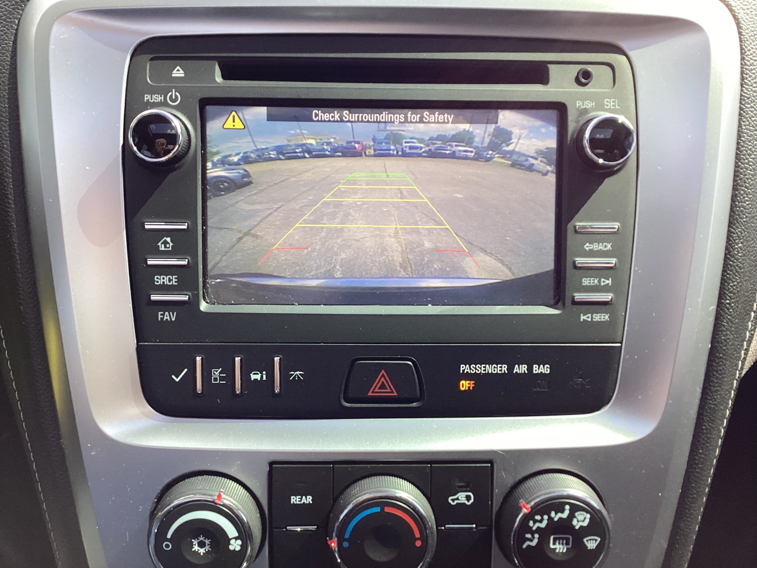 Used 2016 GMC Acadia SLE FWD image 24