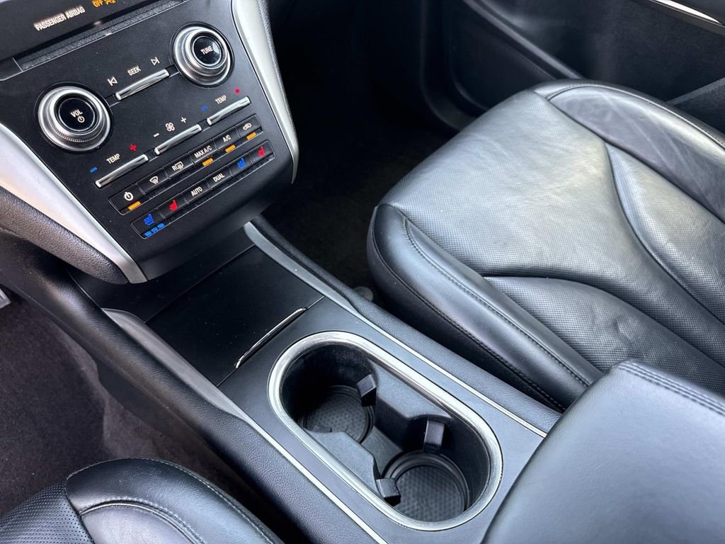 Used 2019 Lincoln MKC Reserve w/ MKC Technology Package FWD image 25