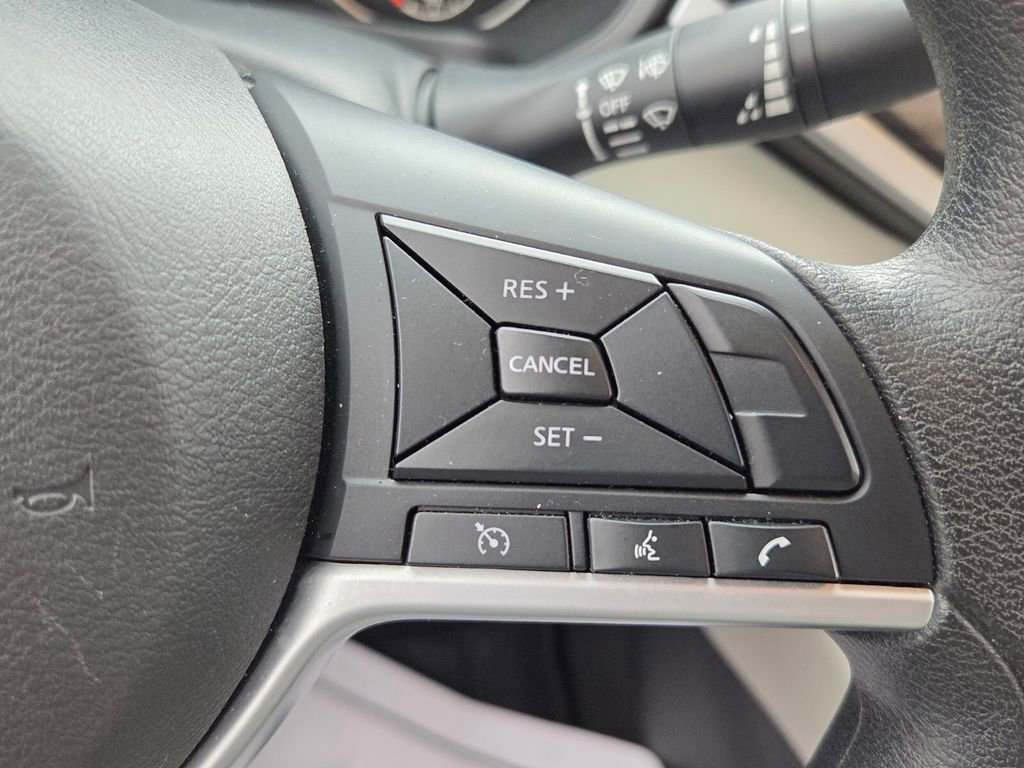 Used 2025 Nissan Altima 2.5 SV image 22