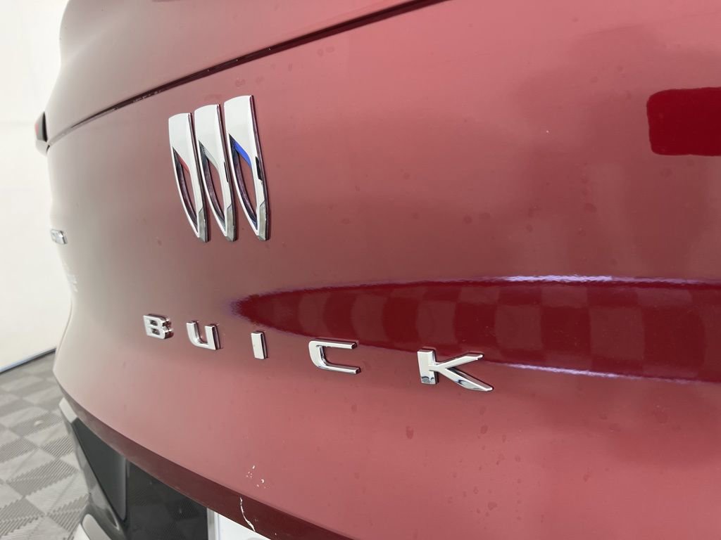 Certified 2025 Buick Envista Sport Touring w/ Convenience I Package image 3