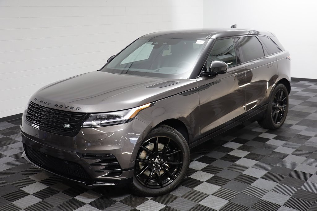 New 2026 Land Rover Range Rover Velar Dynamic SE image 2