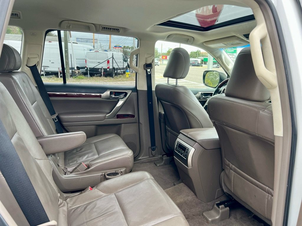Used 2017 Lexus GX 460 Premium AWD/4WD image 20