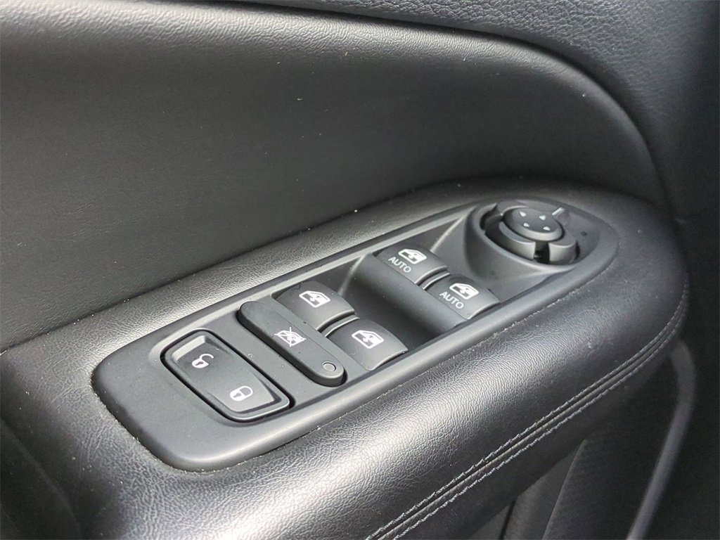 Certified 2021 Jeep Compass Latitude image 26