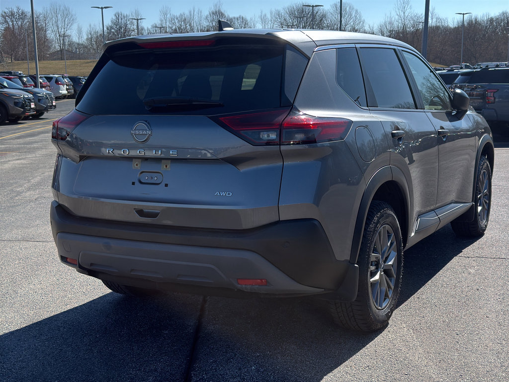 Certified 2022 Nissan Rogue S AWD/4WD image 5