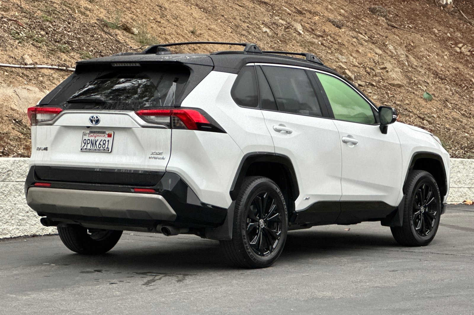 Used 2024 Toyota RAV4 XSE image 4