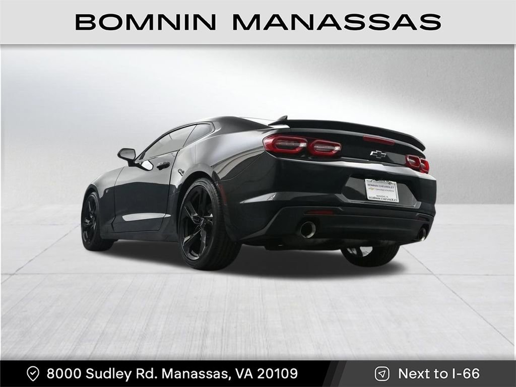 Used 2021 Chevrolet Camaro LT image 27