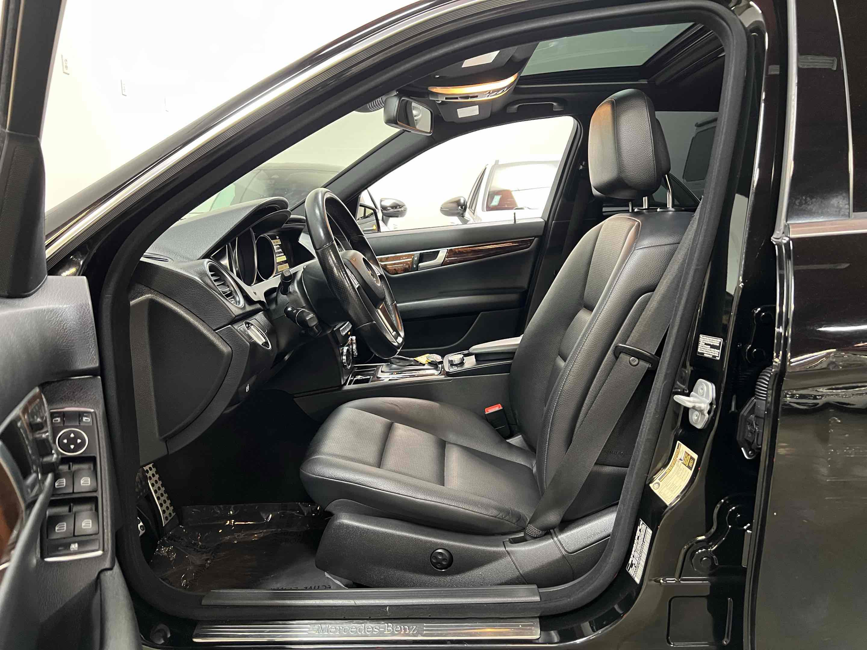 Used 2012 Mercedes-Benz C 250 Sedan image 70