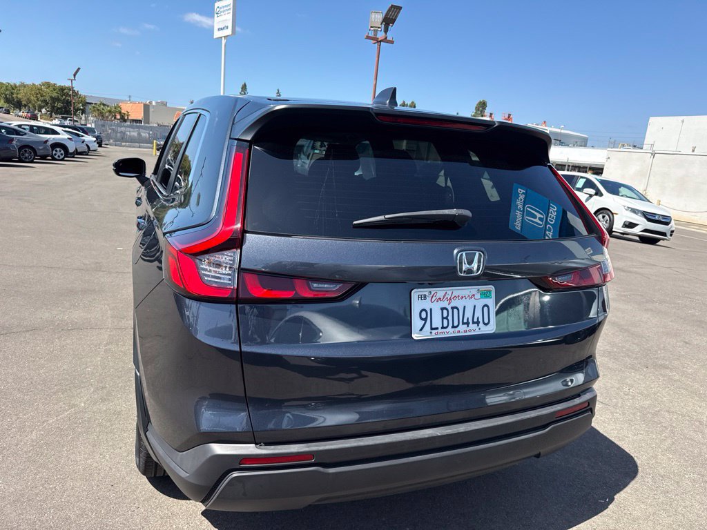 Used 2024 Honda CR-V EX image 3