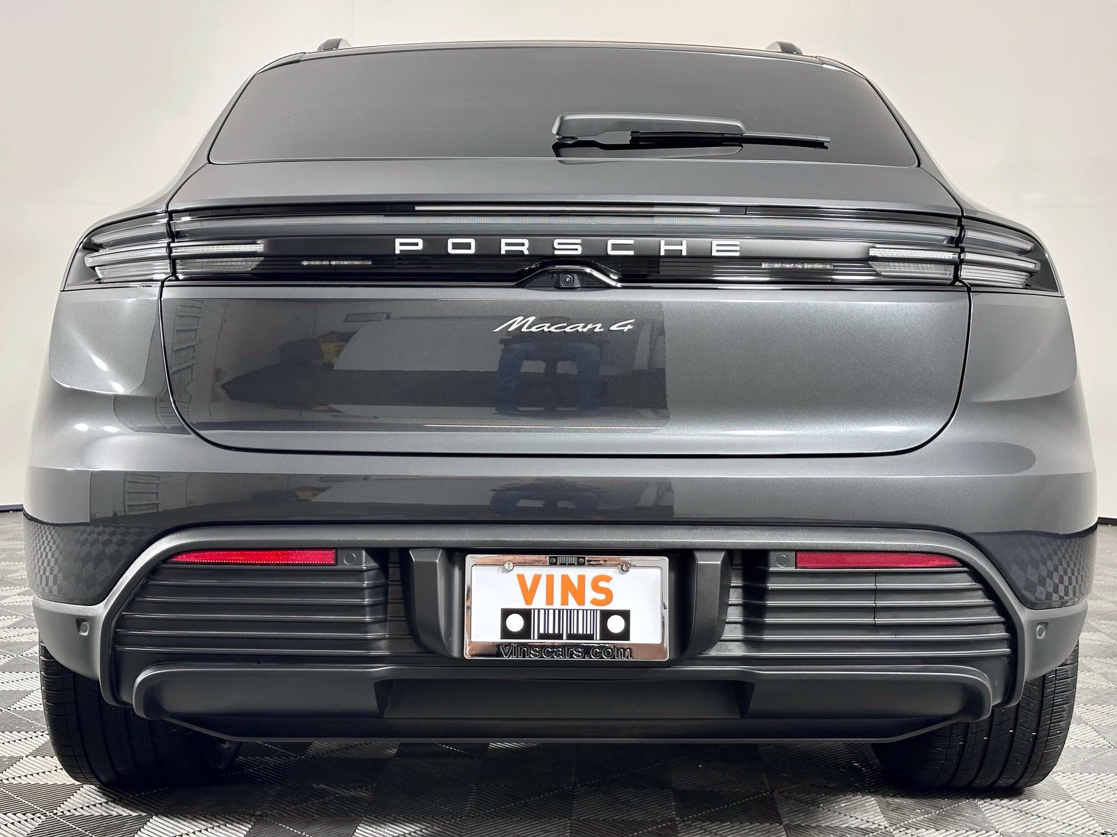 Used 2024 Porsche Macan 4 Electric AWD/4WD image 22