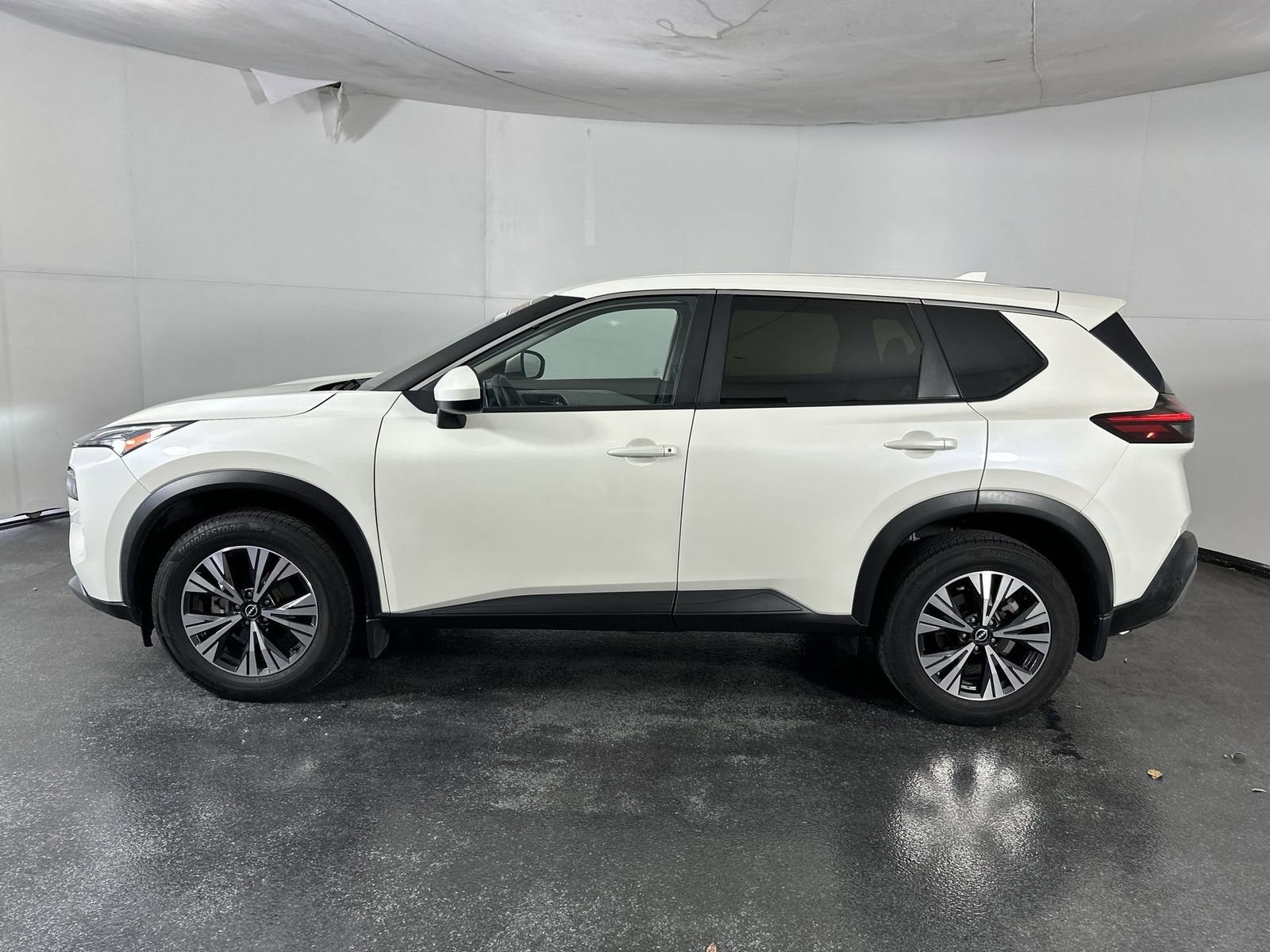 Certified 2023 Nissan Rogue SV image 8
