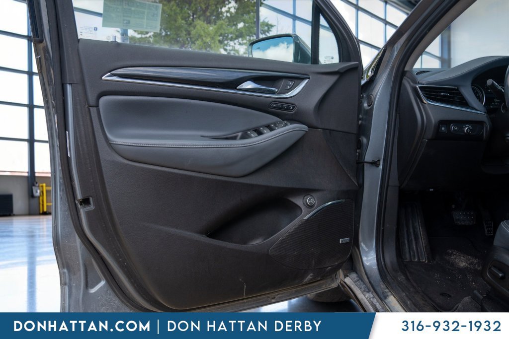 Used 2020 Buick Enclave Premium AWD/4WD image 14