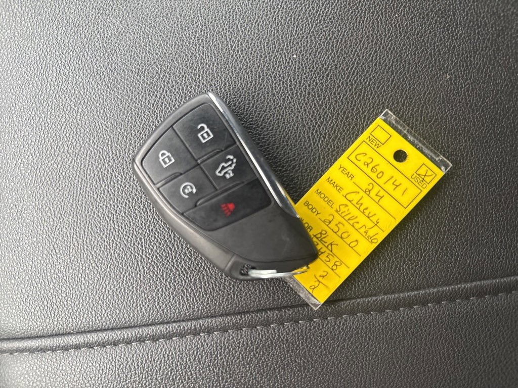 Used 2024 Chevrolet Silverado 2500 LT w/ Midnight Edition image 46