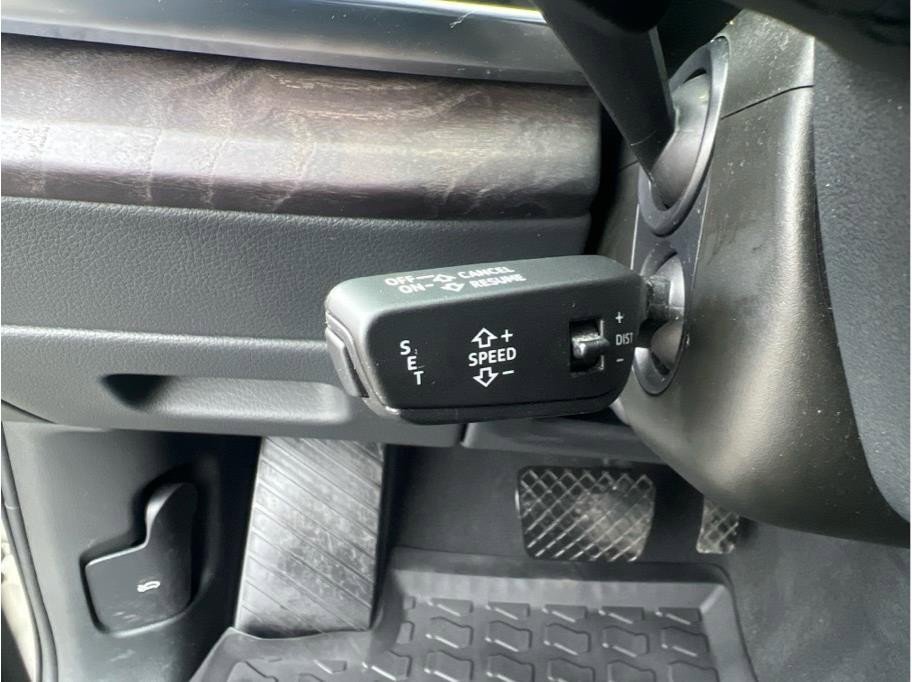 Used 2021 Audi Q7 3.0T Prestige image 21