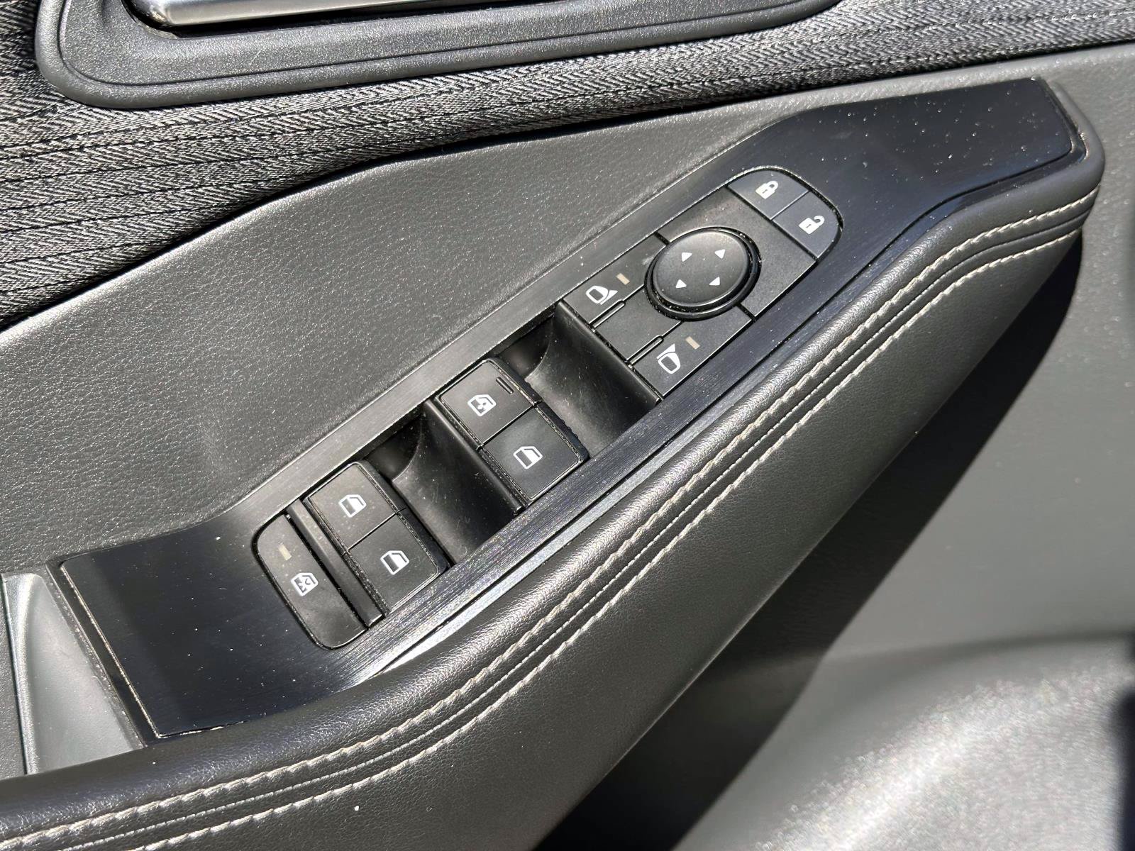 Certified 2022 Nissan Rogue SV AWD/4WD image 18