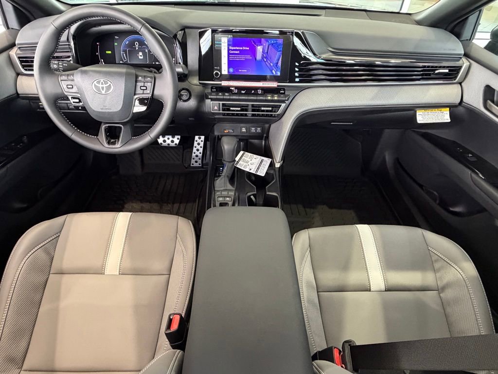 Certified 2026 Toyota Camry SE FWD image 33