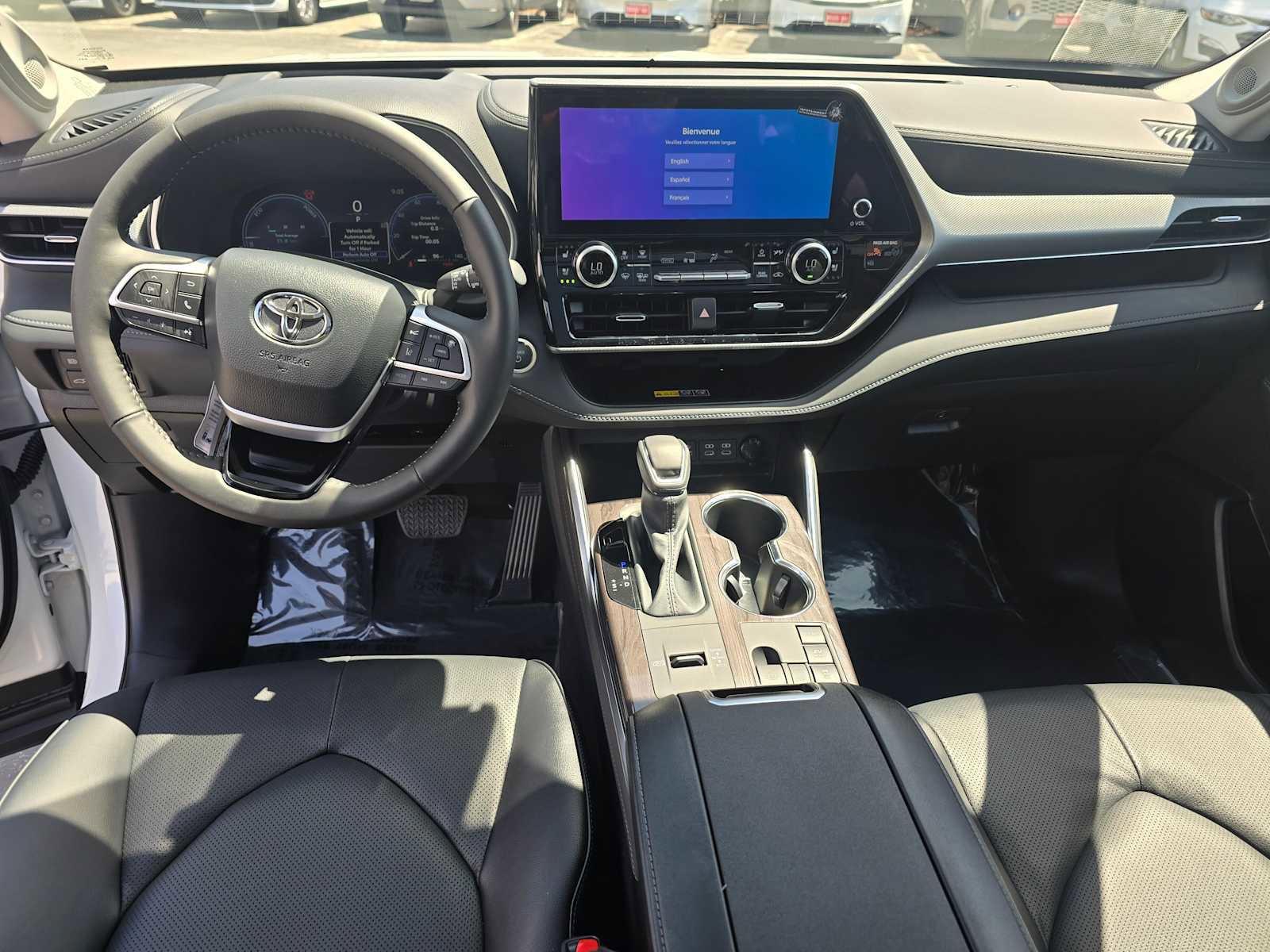 New 2026 Toyota Highlander Platinum AWD/4WD image 23